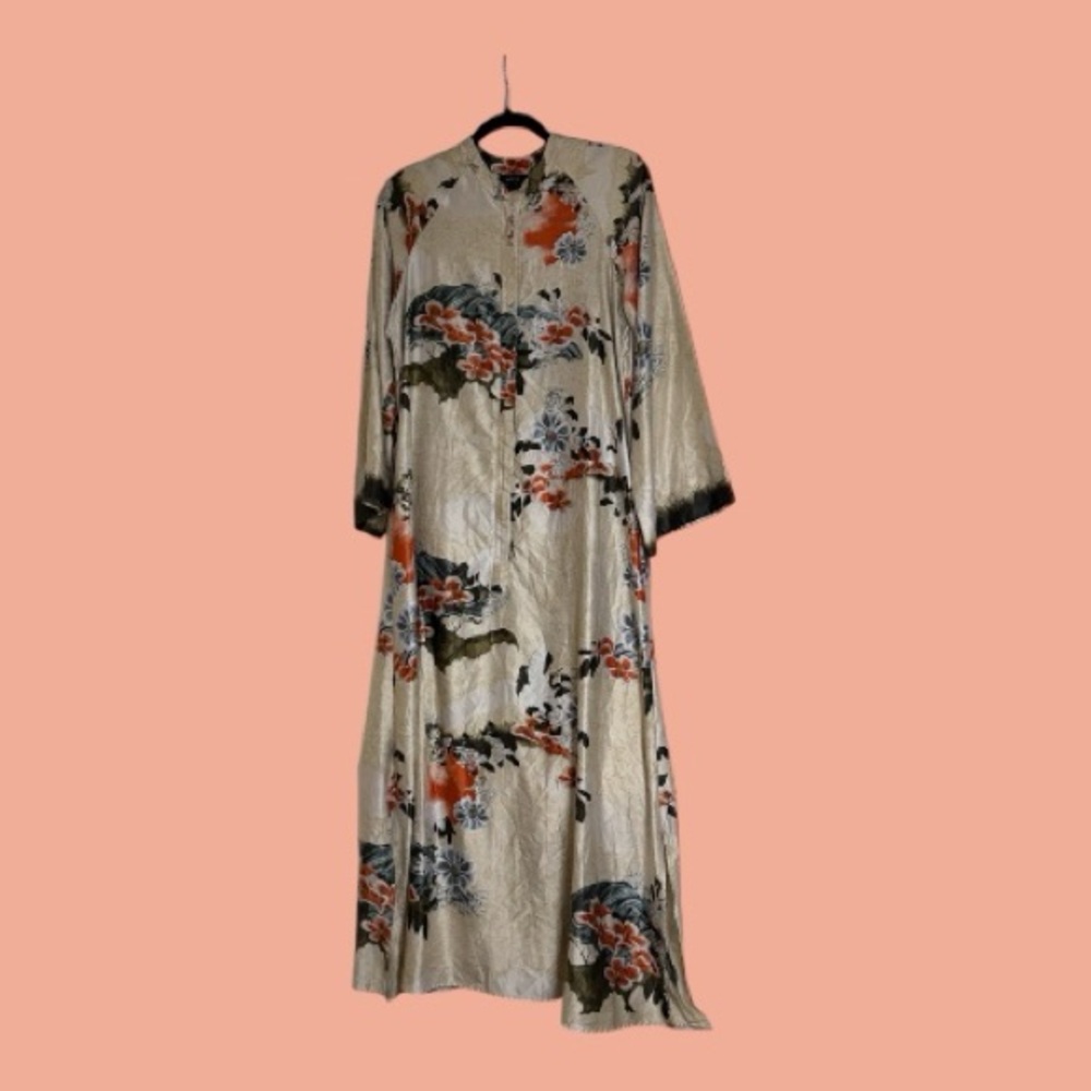 Josie Natori Private Luxuries, Silk Tan Floral Zipper Kimono